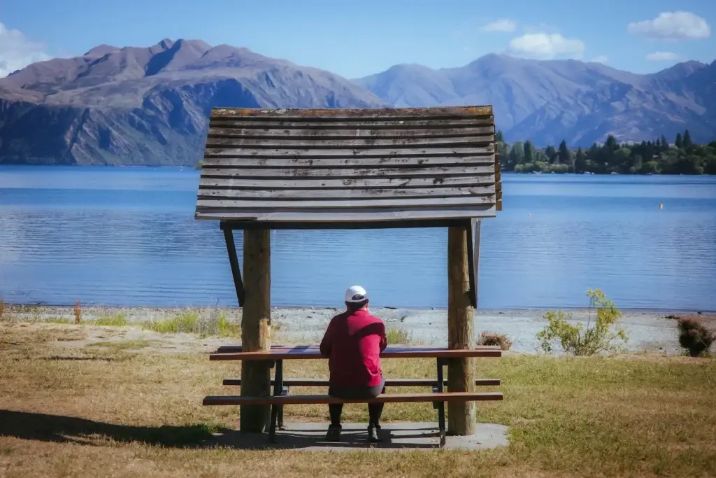 How Much Does the Average Retired Person Spend a Month in Australia